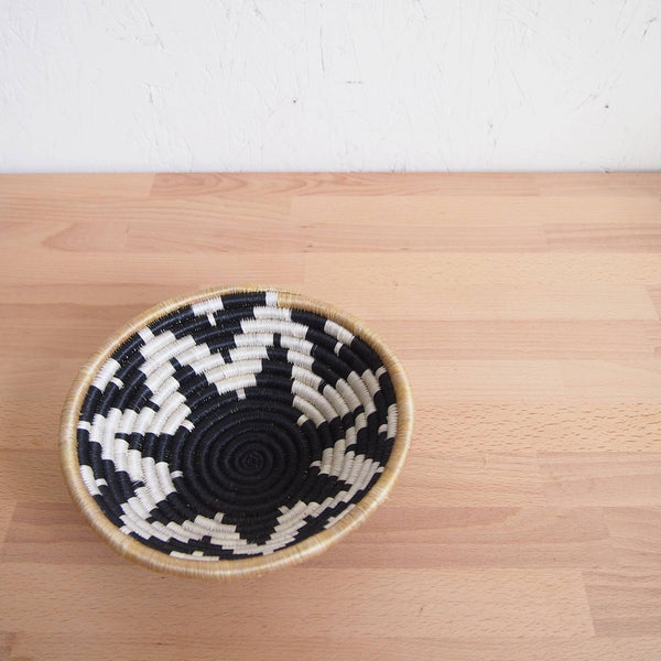 Chwele Handwoven Sisal & Sweetgrass Bowl - Little Flower Soap Cobasketbathroom accessoriesbathroom decorKitchen & Bath Storage