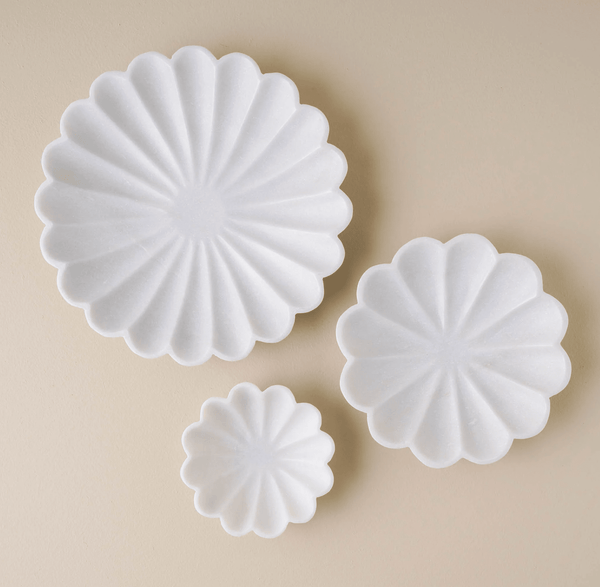 Scalloped Marble Lotus Bowl - Little Flower Soap Coaccent bowlgifthome decorHome Décor